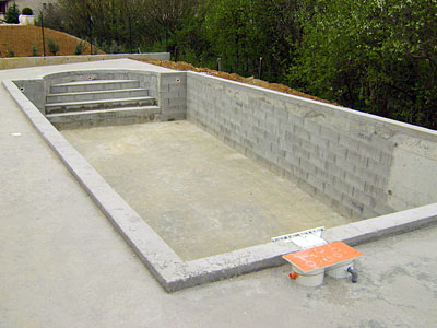 Création piscine béton à Aurillac